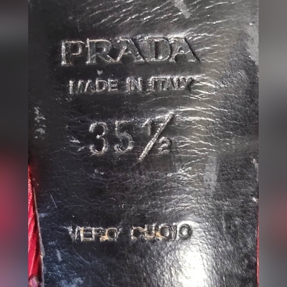Prada Women's Sandals SZ 35.5 - Picture 8 of 13